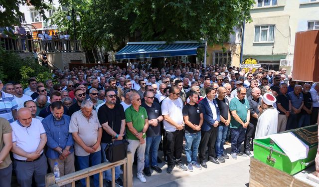 CHP İl Genel Meclis Üyesi Mehmet Janrat Karaahmet son yolculuğuna uğurlandı