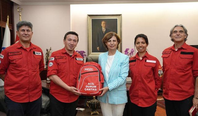 AKUT ekibinden Başkan Ünlüce'ye ziyaret