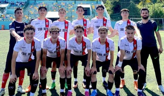 Gülsuyuspor (U-17) takımı Türkiye Şampiyonası için Eskişehir'e uğurlandı