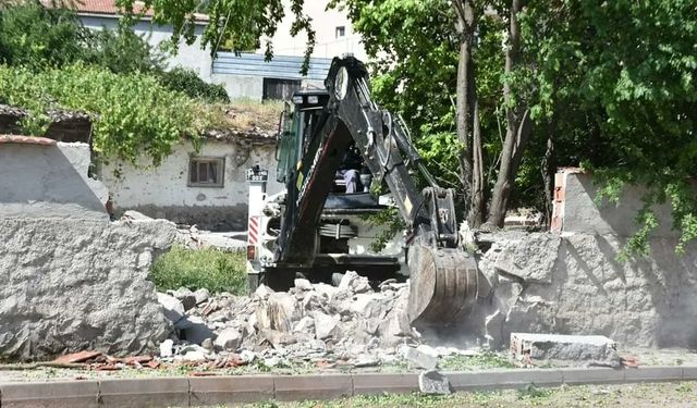 İnönü'de Ahmet Firdez Parkı için ilk kazma vuruldu