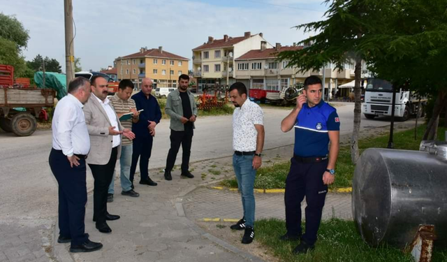 Başkan Hamamcı Kapalı Pazar Yeri Parkı'nda incelemelerde bulundu