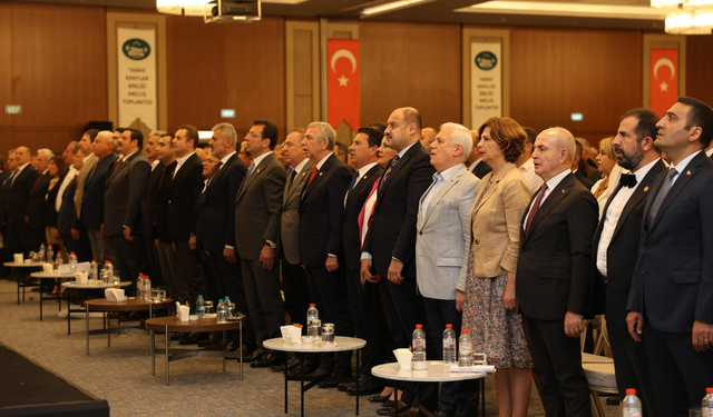 Başkan Ünlüce Tarihi Kentler Birliği Meclis Toplantısı'na katıldı