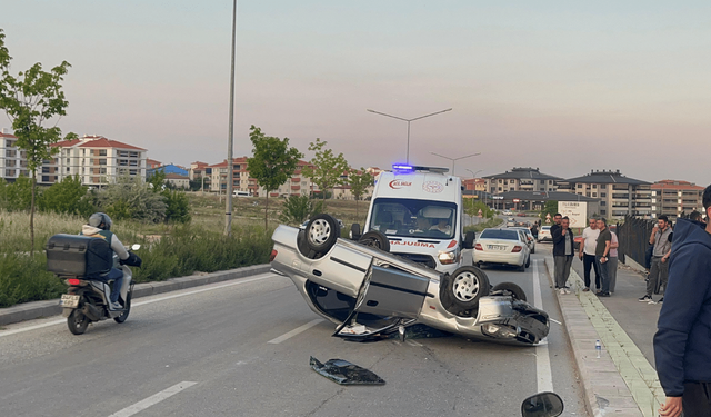 Eskişehir'de korkunç kaza: Kontrolden çıkan araç takla attı