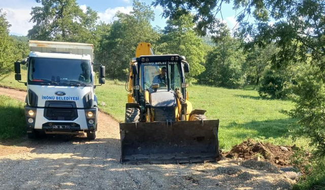 İnönü'de yol iyileştirme çalışmaları devam ediyor