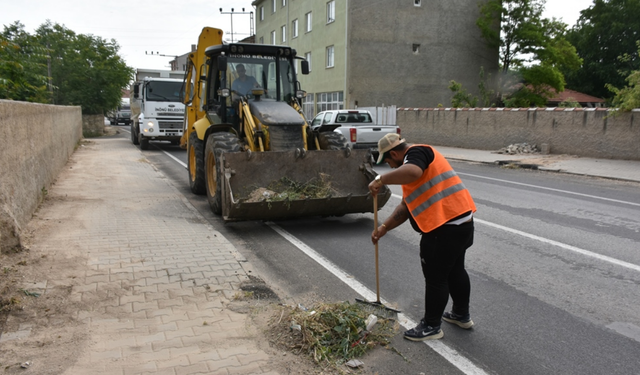 İnönü Belediyesi'nden çevre düzenlemesi ve temizlik çalışması