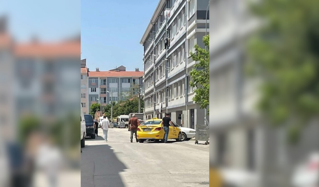 Eskişehir Kumlubel Parkı'nda maddi hasarlı kaza