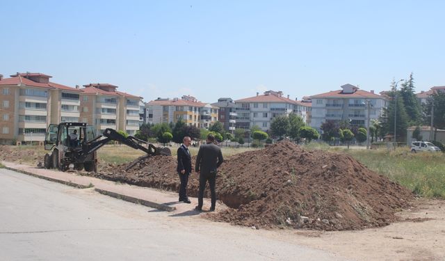 Sinan Aydın Anadolu Lisesi okul inşaatı çalışmalarını yerinde inceledi