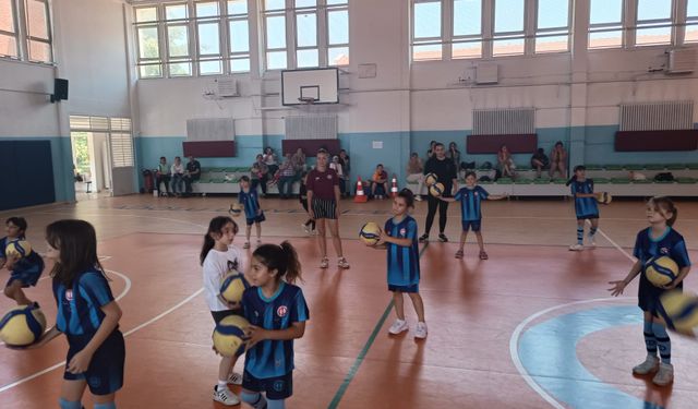 Anadolu Üniversitesi'de spor okulları tam gaz çalışıyor