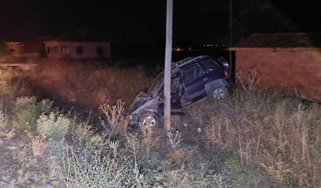 Afyon'da kontrolden çıkan otomobil devrildi: Çok sayıda yaralı var