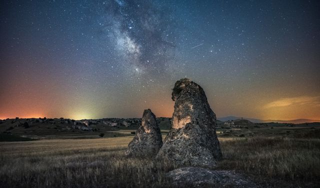 Samanyolu'nun büyüleyici güzelliği Frig Vadisi'nden görüntülendi