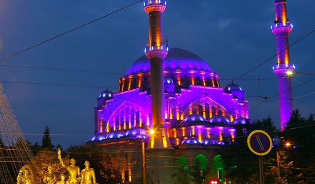 15 Temmuz için 81 ilde camilerde selalar okundu