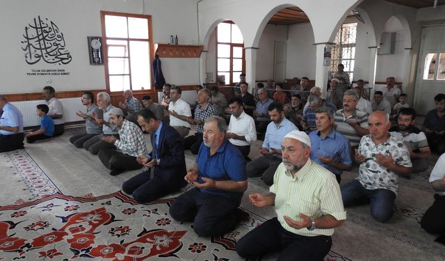 Sarıcakaya Belediyesi 15 Temmuz şehitleri anısına mevlit okuttu