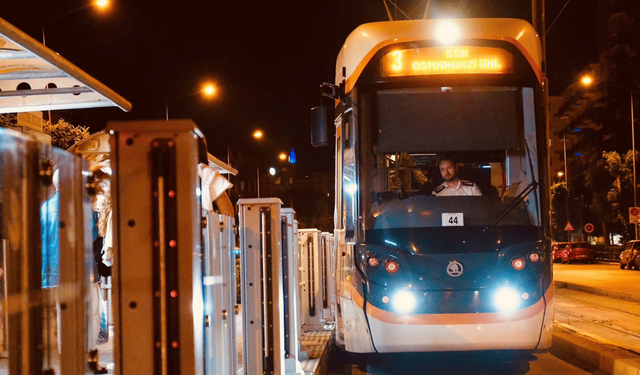 Eskişehir'de gece tramvayları iptal mi? Eskişehir güncel tramvay seferleri