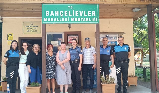 Eskişehir'de polis ekipleri muhtarlarla toplantı gerçekleştirdi