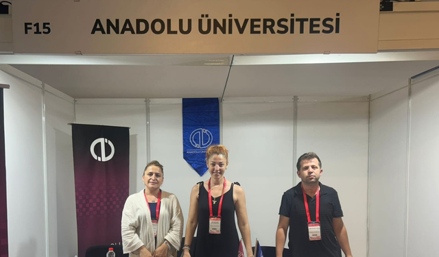 Anadolu Üniversitesi İstanbul'da tanıtım yapıyor