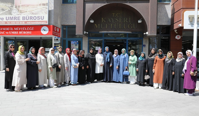 Eskişehir TDV Kadın Kolları Sorumluları 'TDV Kadın Kolları İç Anadolu Bölge İstişare' toplantısına katıldı