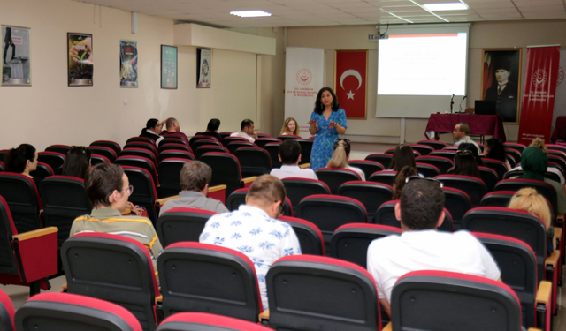 'Koruyucu Aile Tanıtım ve Bilgilendirme' sunumu yapıldı