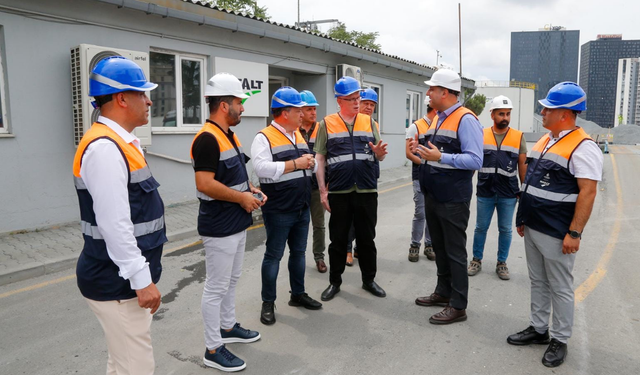 Odunpazarı Belediye Başkanı Kazım Kurt, İSFALT'ı ziyaret etti