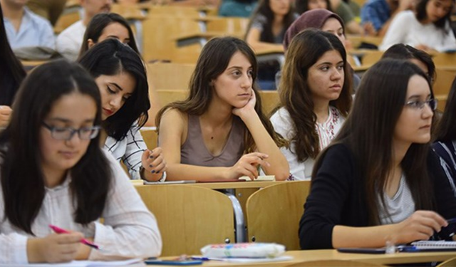 Türkiye'nin en iyi hukuk fakülteleri belli oldu! Eskişehir'den 2 üniversite de listede