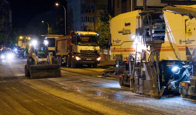 Eskişehir Büyükşehir gece gündüz çalışıyor