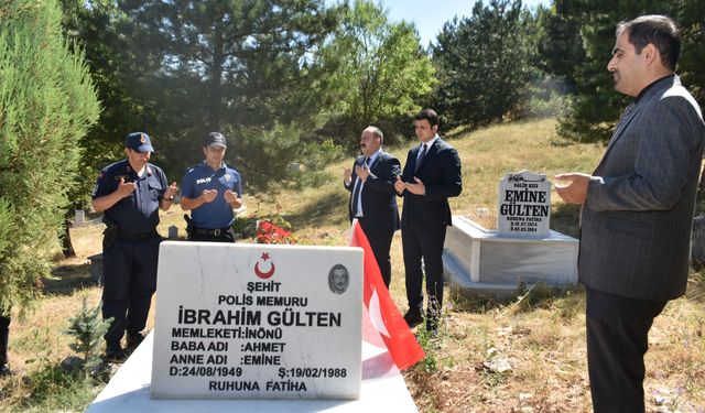 Başkan Hamamcı'dan şehit kabirlerine ziyaret