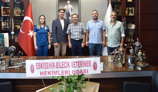 Eskişehir-Bilecik Veteriner Hekimler Odası Başkanından Başkan Ataç'a ziyaret