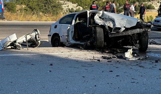 Komşuda şerit ihlali kaza getirdi: Çok sayıda yaralı var