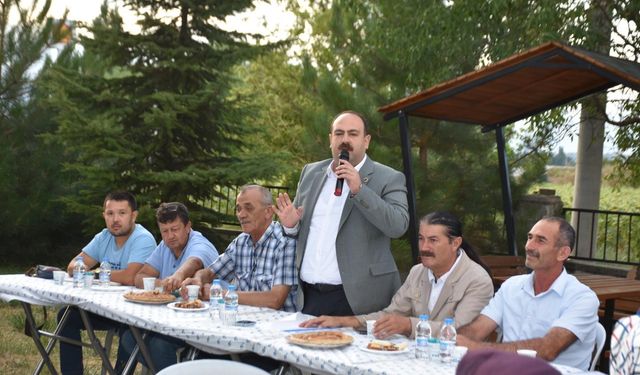 Başkan Hamamcı mahalle sakinleri ile bir araya geldi