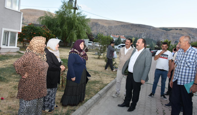 Başkan Hamamcı mahalle buluşmasında vatandaşlarla bir araya geldi