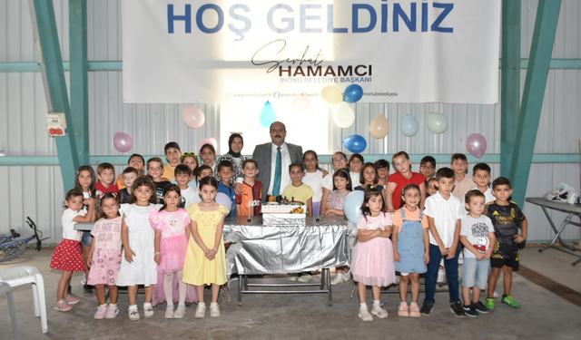 Başkan Hamamcı yaz kurslarında öğrencilerle buluştu