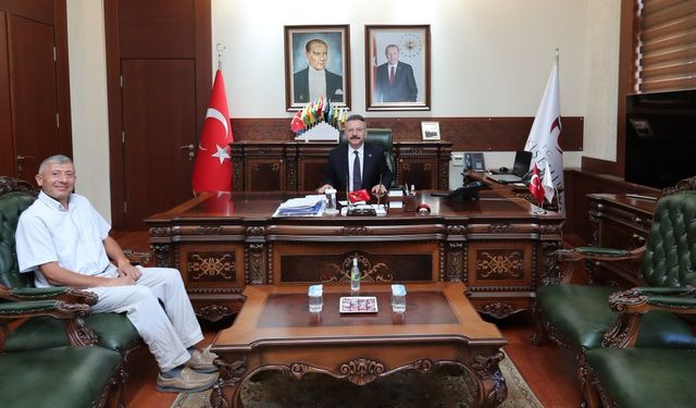 Belçika Alst Camii Dernek Başkanından Vali Aksoy'a ziyaret