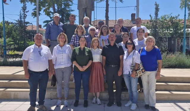 CHP Eskişehir İl Kadın Kolları'dan Han İlçe Başkanına ziyaret