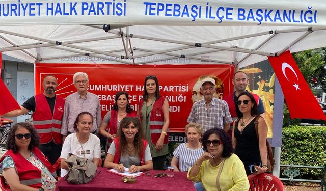 Cumhuriyet Halk Partisi Eskişehir Tepebaşı İlçe Başkanlığı stant kurdu