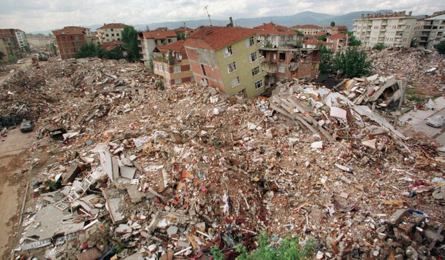 Eskişehir İl Sağlık Müdürlüğü 17 Ağustos depremini yıl dönümünde andı