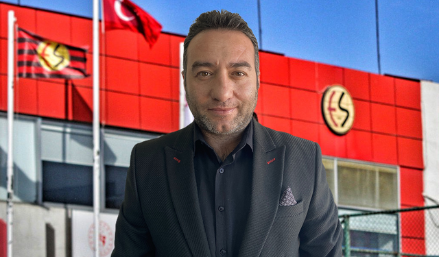 Serkan Ortatepe: “Nebi Hatipoğlu Eskişehirspor taraftarlarına verdiği sözü tutmalıdır”