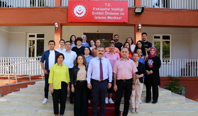 Aile ve Sosyal Hizmetler İl Müdürü Bayrak'tan ŞÖNİM'e ziyaret