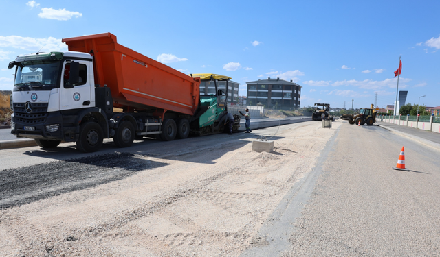 Eskişehir Büyükşehir'den yol çalışması: Aşağı Söğütönü yolu yenileniyor