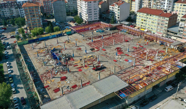 Kurtuluş Kapalı Pazar Yeri’nde gelişme var