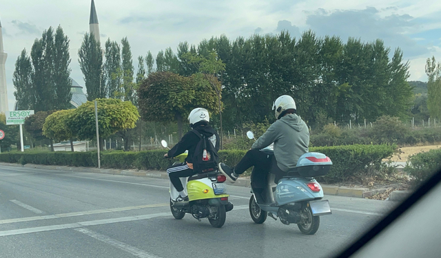 Trafikte tehlikeli yolculuk: Eskişehir'in sokaklarını böyle dolaştılar