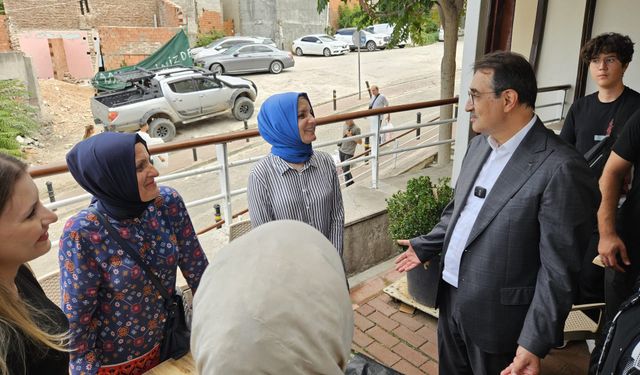 Vekil Dönmez Bursa'da esnaf ziyareti gerçekleştirdi