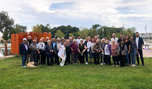 Eskişehir'de deneyimli vatandaşlar keyifli bir gün geçirdi