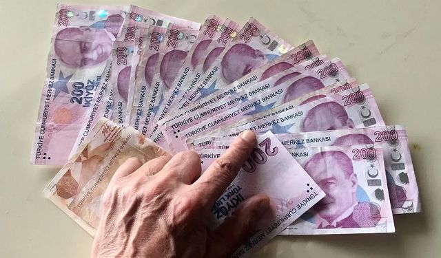 Bu bankalardan birinde hesabı olan olacak! 2 bin 500 lirayı geri alacaklar