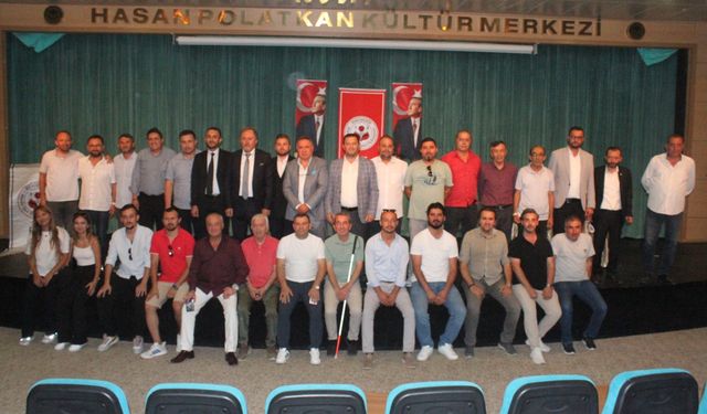 EASKF’de Sadri Atam güven tazeledi