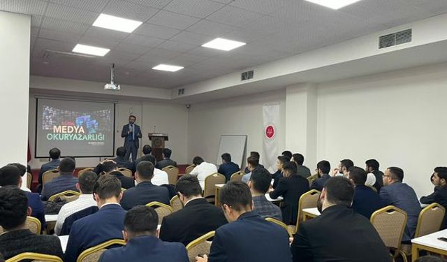 Aday Din Görevlilerine Yönelik Dijital Medya Okuryazarlığı Konusunda Konferans verildi