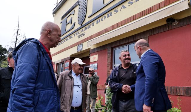 Gürhan Albayrak: “Mısırdaki bereket çiftçilerimizin yüzünü güldürüyor”