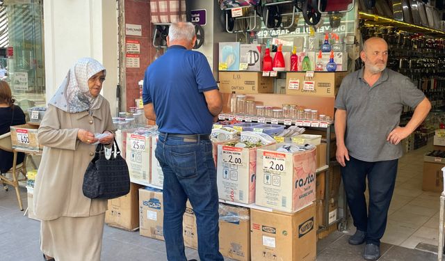 Eskişehir'de kavanoz kapakları müşteri ve esnaf arasında tartışma yarattı