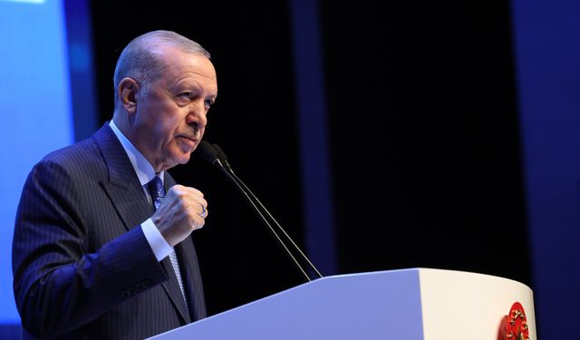 Cumhurbaşkanı Erdoğan: “Millete hizmet mücadelemizi azimle sürdüreceğiz”