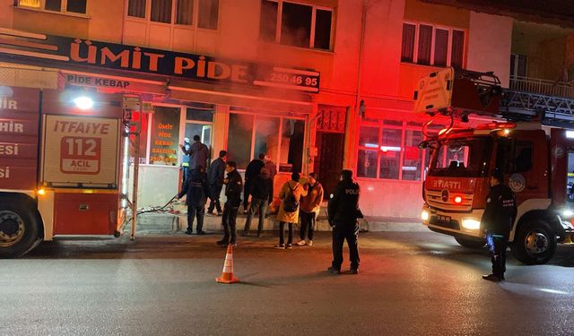 Eskişehir'de korkutan anlar: Pide dükkanından dumanlar yükseldi