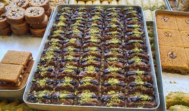 Dubai çikolatasından ilham alan ‘Dubai Baklavası’ satışa sunuldu