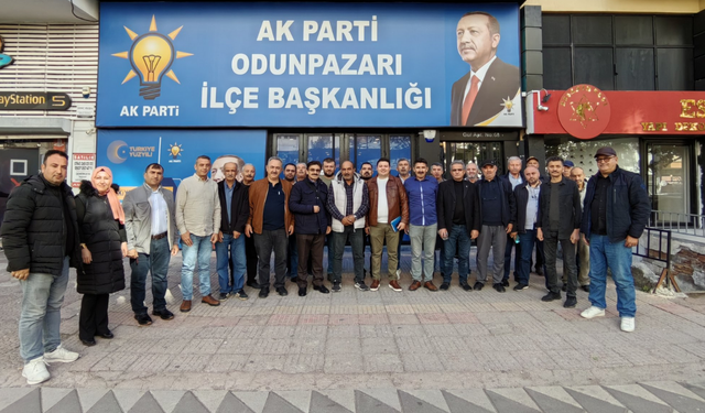 AK Parti Odunpazarı ilçe teşkilatı kongre sürecini görüştü